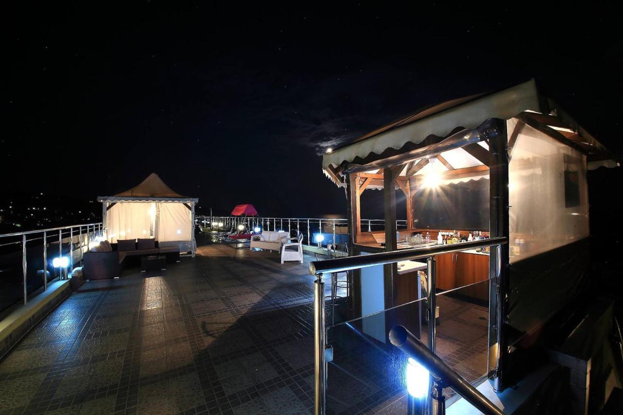 Deluxemaisonettes In Panoramic Roof Complex Apartamento Balchik Exterior foto